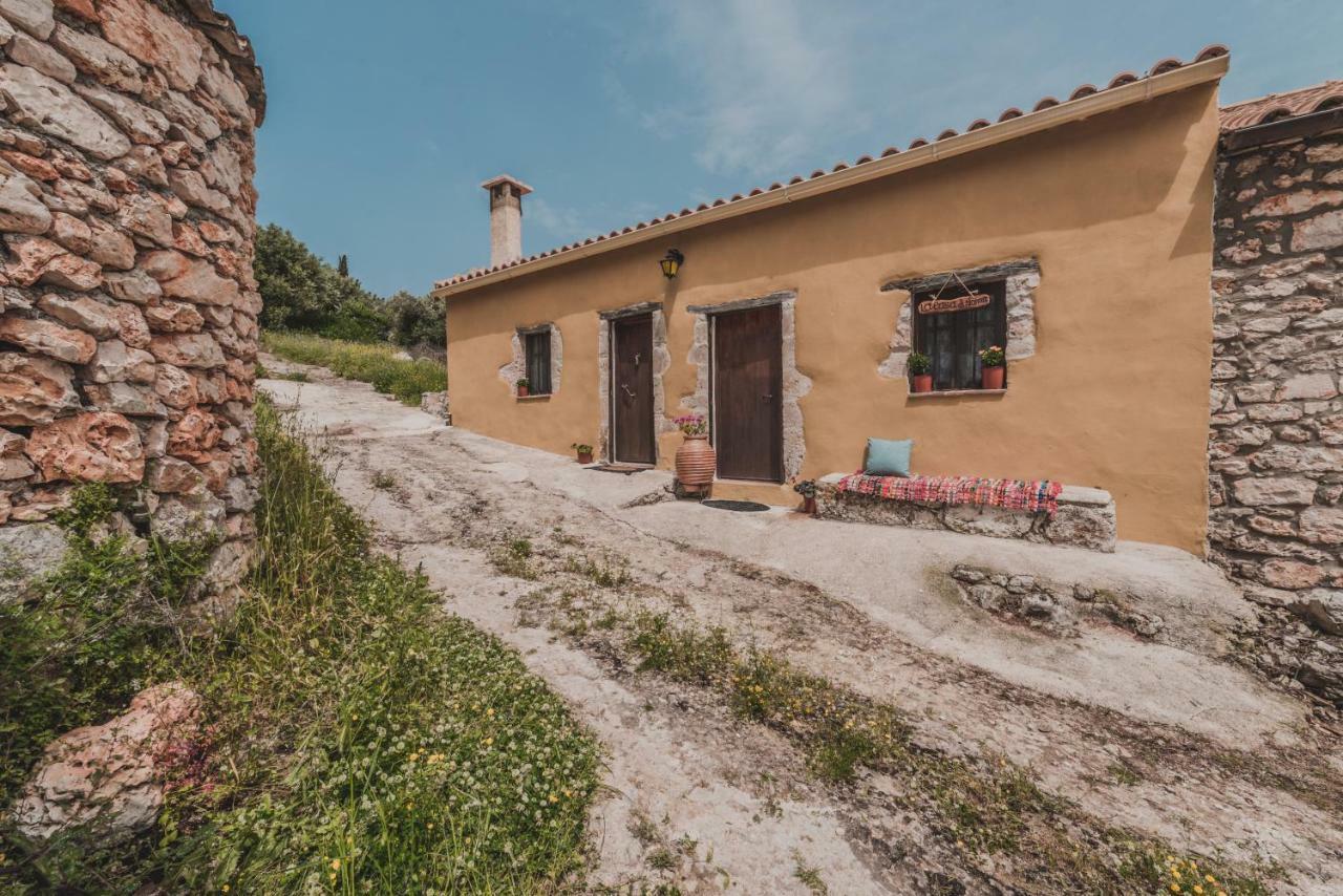 La Casa Di Nonna Guest House Korithion Exterior photo