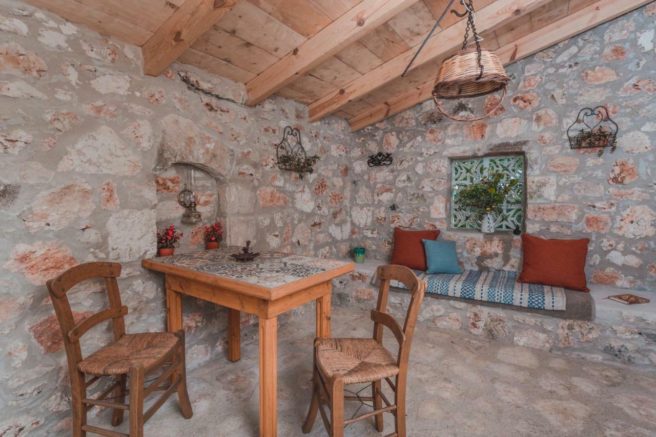 La Casa Di Nonna Guest House Korithion Exterior photo